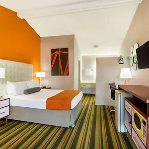 Howard Johnson By Wyndham Airport/downtown Area ** Phoenix
